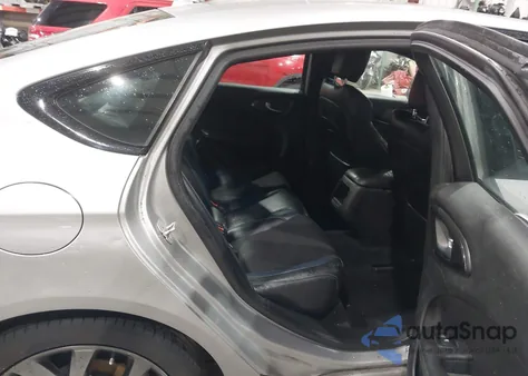 2015 Chrysler 200 S z USA, uszkodzony, nr VIN 1C3CCCBB8FN586354